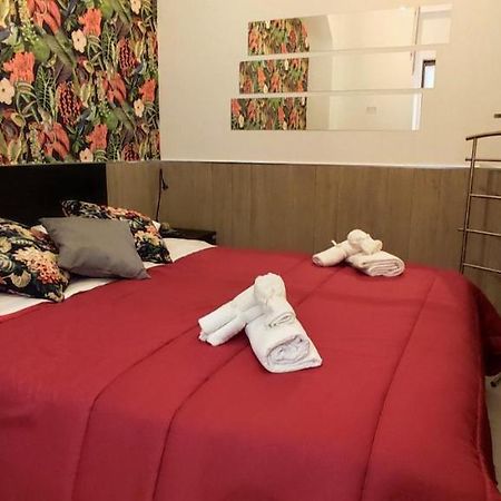 Napuletanata Apartment เนเปิลส์ ภายนอก รูปภาพ