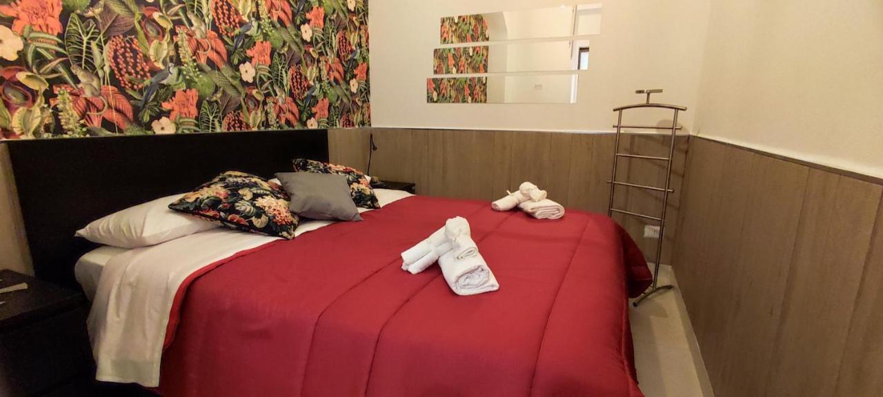 Napuletanata Apartment เนเปิลส์ ภายนอก รูปภาพ